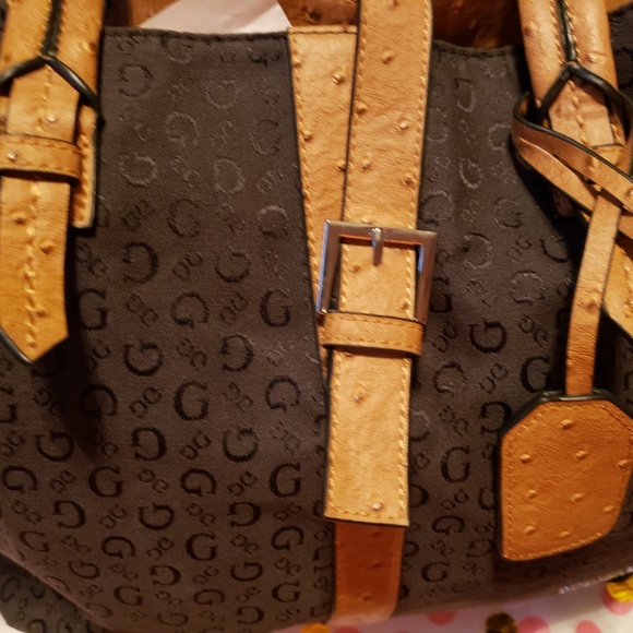 purses - Picture 2 of 8